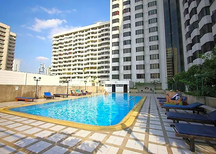 Omni Tower Sukhumvit Nana Direct