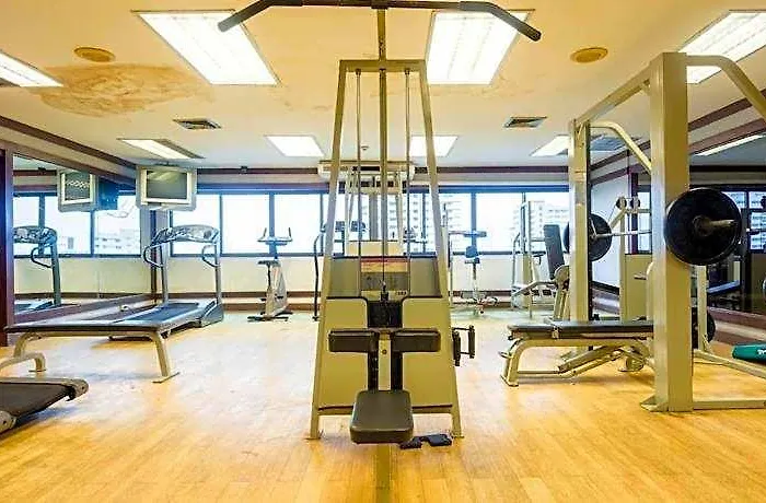 Omni Tower Sukhumvit Nana Direct 曼谷