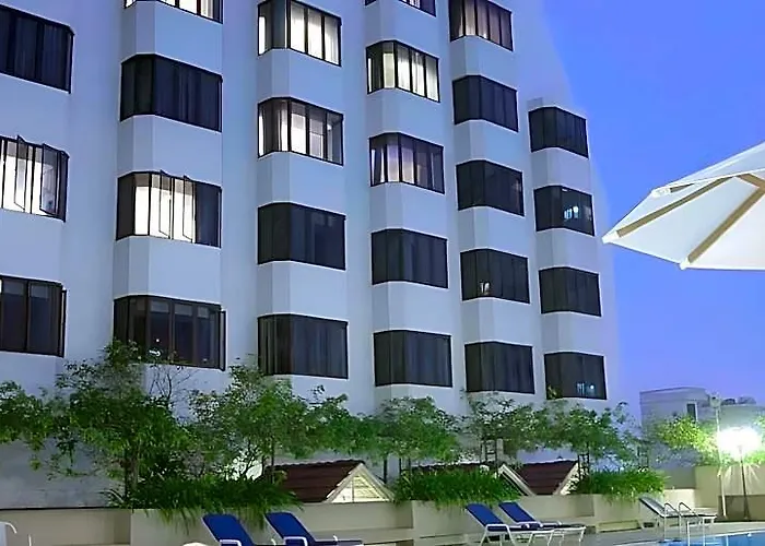 Omni Tower Sukhumvit Nana Direct 4*