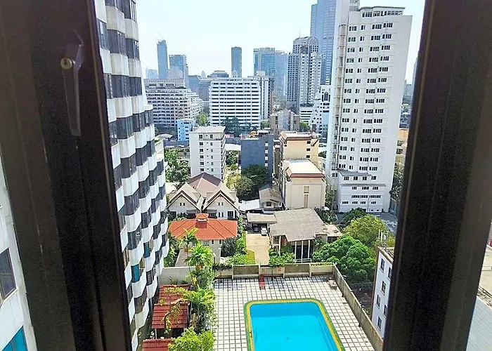 酒店 Omni Tower Sukhumvit Nana Direct 4*